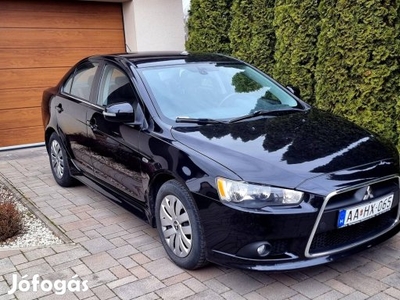 Mitsubishi Lancer 1.6 Intense AS&G Sedan Ülésfű...