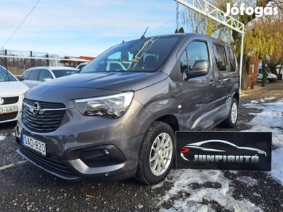 Opel Combo LIFE 1.2 7 személyes 1 tulajos 1 év...