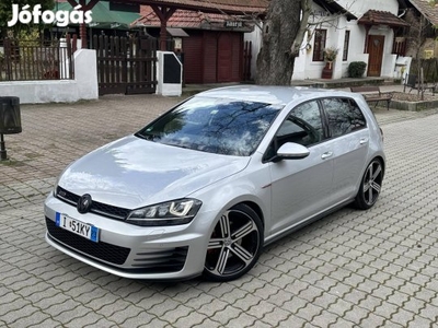 Volkswagen Golf VII 2.0 GTD BMT Highline Gyári...