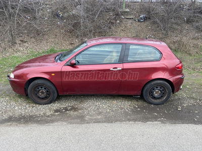 ALFA ROMEO 147 1.6 T. Spark Distinctive