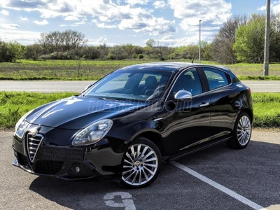 ALFA ROMEO GIULIETTA 1.4 TB Distinctive QV-Line/Vezetett Szervízkönyv