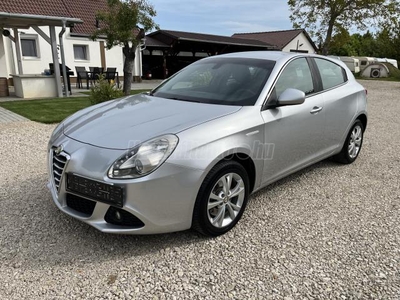 ALFA ROMEO GIULIETTA 2.0 JTDM-2 Distinctive