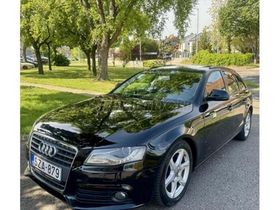 AUDI A4 Avant 1.8 TFSI Multitronic PANORÁMATETŐ.NAVI.VEZETETT SZEVIZKŐNYV