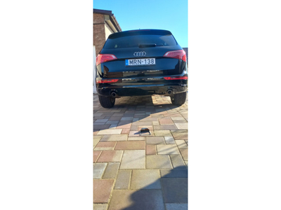 AUDI Q5 3.0 TDI DPF quattro S-tronic