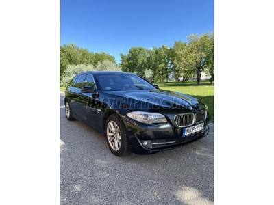 BMW 525d xDrive Touring (Automata) Head-Up Display. Soft Close. Pajzs. Keyless Go