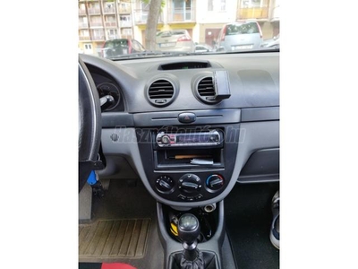 CHEVROLET LACETTI 1.4 16V Elite AC