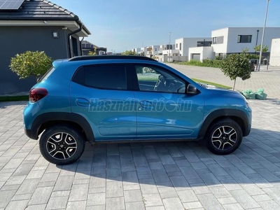 DACIA SPRING Electric 45 Comfort Plus aut. Egyedi Kék-Fekete