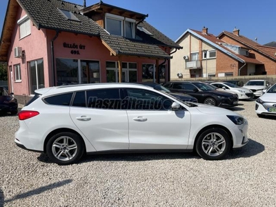 FORD FOCUS 1.5 EcoBlue Connected 145.000 KM. VONÓHOROG. TEMPOMAT. NAVIGÁCIÓ. TOLATÓ KAMERA