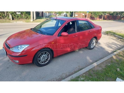 FORD FOCUS 1.6 Ghia