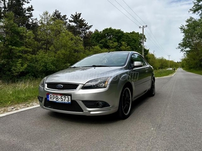 FORD FOCUS Coupe Cabriolet 2.0 Titanium