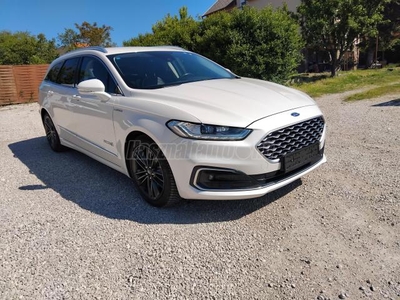 FORD MONDEO 2.0 FHEV Vignale eCVT ÜLÉSFŰTÉS-HŰTÉS-NAVIGÁCIÓ-TEMPÓMAT-96000KM