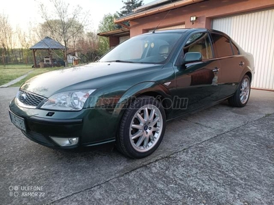 FORD MONDEO 2.0 Ghia