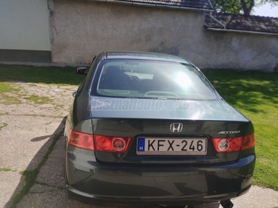 HONDA ACCORD 2.0 Executive My. 06