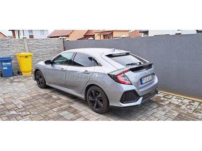 HONDA CIVIC 1.0 T Elegance Navi Mo-i tulajdonostól ÚJ VEZÉRLÉS ÚJ TURBÓ