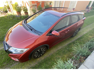 HONDA CIVIC Tourer 1.6 i-DTEC Exe ADAS Navi