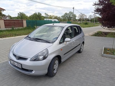 HONDA JAZZ 1.4 LS