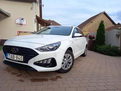 HYUNDAI I30 1.5 DPi Life