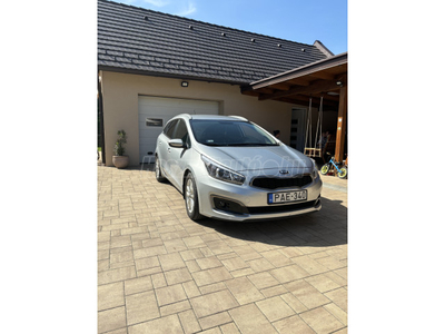 KIA CEE'D 1.6 GDI UEFA