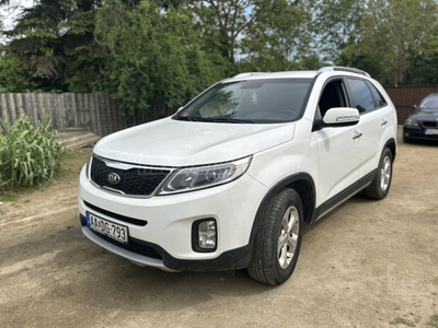 KIA SORENTO 2.4 LX