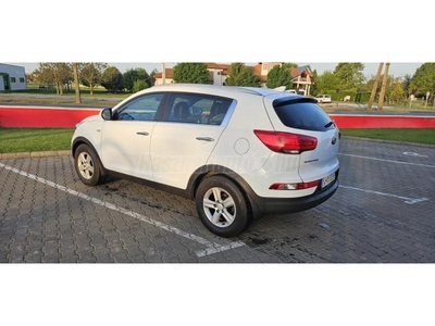 KIA SPORTAGE 1.6 GDI EX Prémium Magyar. 99.000 km. navi. tempomat. tolatókamera