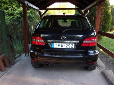 MERCEDES-BENZ B 180 BlueEFFICIENCY