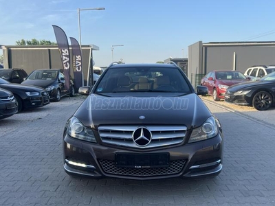 MERCEDES-BENZ C 220 CDI BlueEFFICIENCY Avantgarde Gyári fényezés/Vezetett szervizköny/Bőr /Ülésfűtés