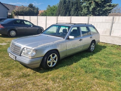 MERCEDES-BENZ E 300 T Turbo D (Automata)