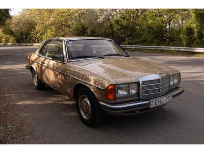 MERCEDES-BENZ W 123 230CE