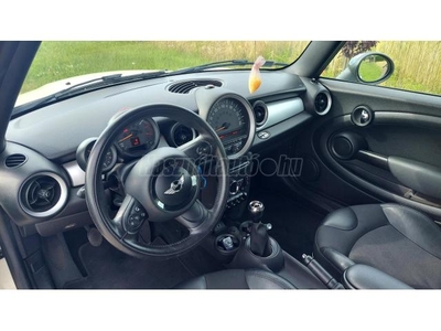 MINI CABRIO Cooper1.6