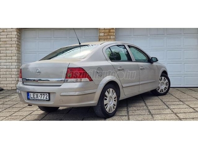 OPEL ASTRA H 1.3 CDTI Cosmo Megkímélt Állapot. Müködö Klíma. Tempomat. Navigáció!