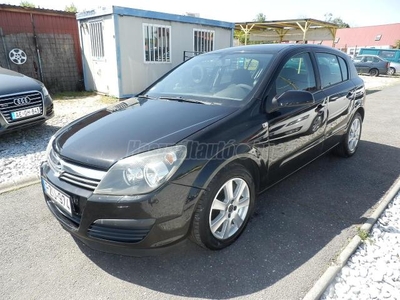 OPEL ASTRA H 1.4 Cosmo