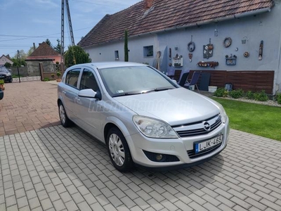 OPEL ASTRA H 1.4 Enjoy