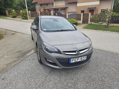 OPEL ASTRA J Sedan 1.6 CDTI EcoFLEX Start-Stop Enjoy