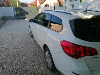 OPEL ASTRA J Sports Tourer 1.7 CDTI Enjoy