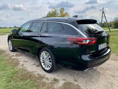 OPEL INSIGNIA Sports Tourer 2.0 CDTI AWD Innovation Start Stop (Automata) Végig vezetett szervizkönyv! LED fényszóró! Panorámatető!