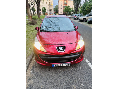 PEUGEOT 207 1.4 Trendy