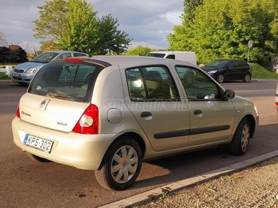 RENAULT CLIO 1.2 16V Authentique Plus