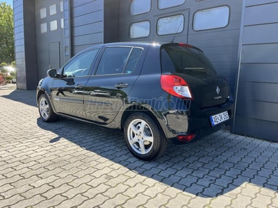 RENAULT CLIO 1.5 dCi Trend&Style SZERVIZKÖNYV / KLÍMA / TEMPOMAT / FRISS MŰSZAKI VIZSGA