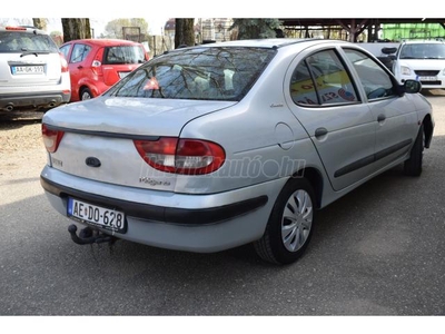 RENAULT MEGANE 1.4 RN VONÓHOROG/KLIMA