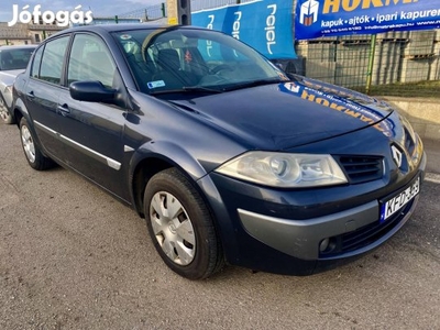 Renault Megane Limousine 1.4 Azure 13 éve egy t...