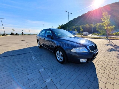 SKODA OCTAVIA 1.9 PD TDi Elegance Tempomat-Napfénytető