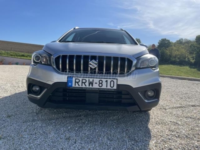 SUZUKI SX4 S-CROSS 1.4T GL+ 4WD M.O-i. Sérülésmentes. 97000km.két kulcs