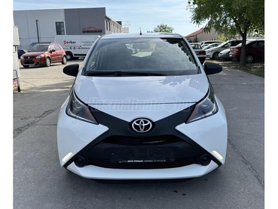 TOYOTA AYGO 1.0 x+comfort