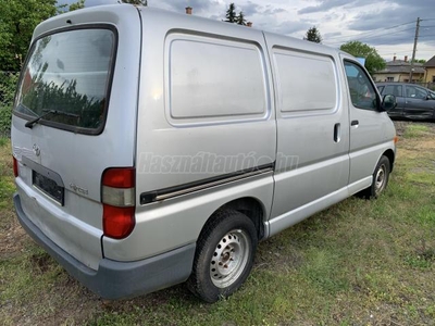 TOYOTA HI-ACE Hiace 2.5 D4-D Panel Van