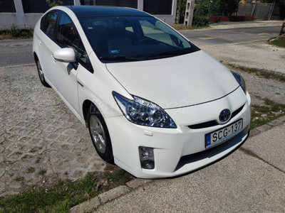 TOYOTA PRIUS 1.8 HSD Premium (Automata) LED. szolártető