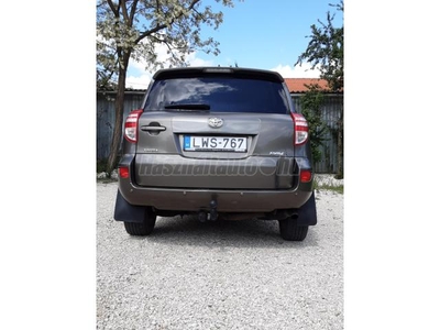 TOYOTA RAV 4 Rav4 2.2 D-4D Sol XA3