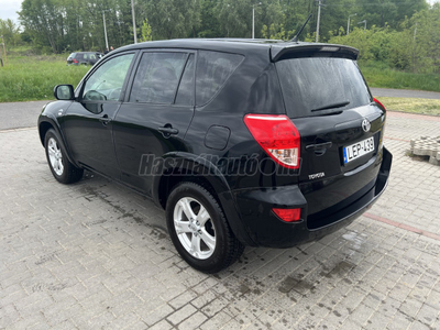 TOYOTA RAV 4 Rav4 2.2 D-4D X Leather