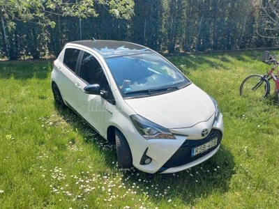 TOYOTA YARIS 1.5 VVT-i Hybrid GR-Sport e-CVT