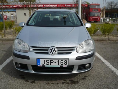 VOLKSWAGEN GOLF V 1.6 Comfortline