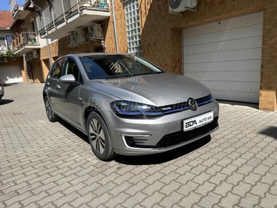 VOLKSWAGEN GOLF VII e-Golf 16E km. 8 kerék. 2 kábel